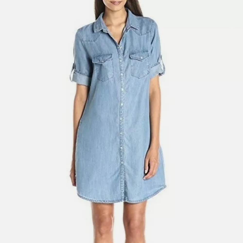 Kut From the Kloth Ruthy Roll Sleeve Chambray